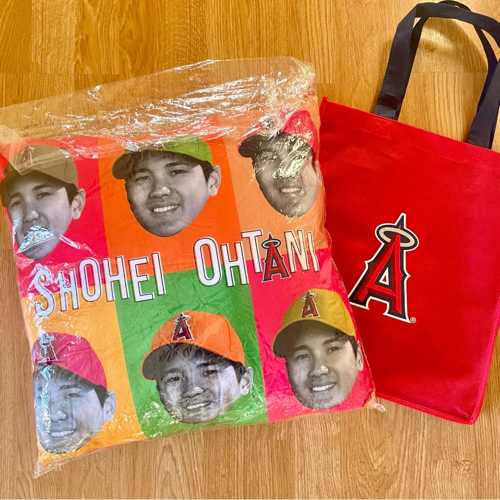 MLB Angels Baseball Shohei Otani Pillow & Tote Bag